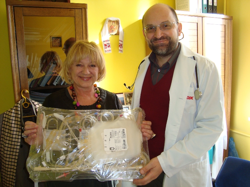 Tatiana Pereverzeva- Birch with Head of Intensive Care Therapy Department Dr Igor Stetsyuk