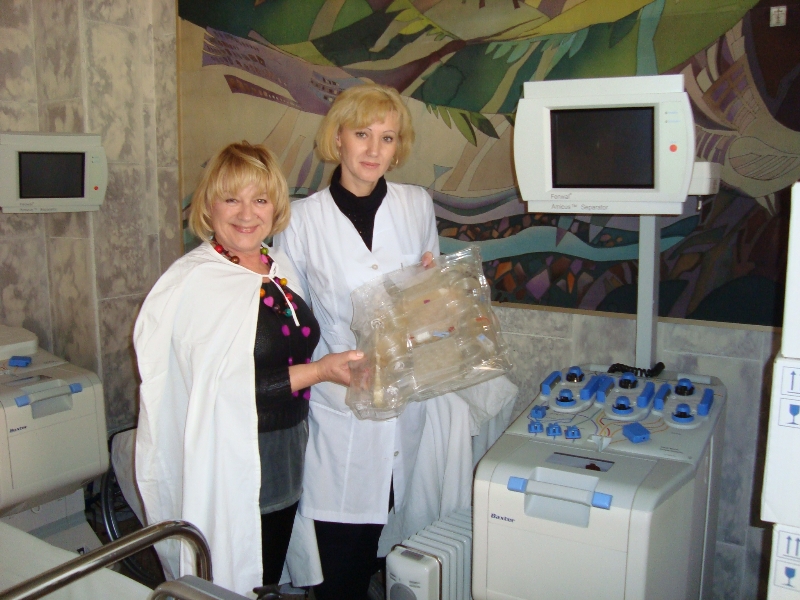 12 life saving blood cell separation kits for AMICUS are delivered to the intensive care therapy of Okhmadyt